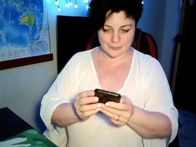 -alenyshka- on BongaCams 