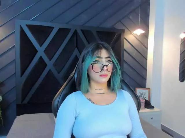 Alahia-Dangelo on BongaCams 