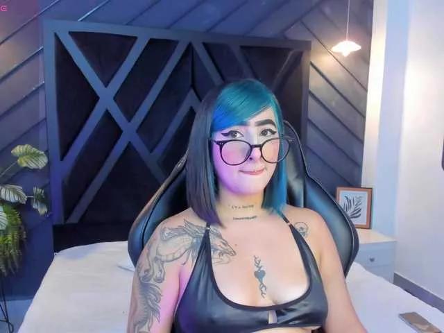 Alahia-Dangelo on BongaCams 