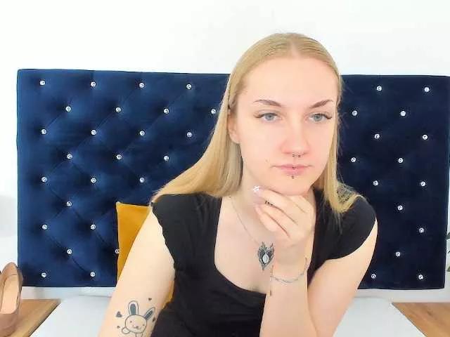 AlexaKisses