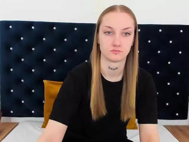 AlexaKisses