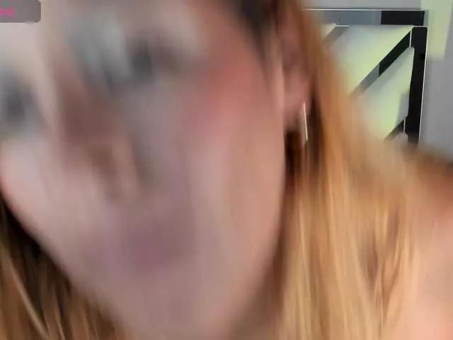 AnahiJones on BongaCams 