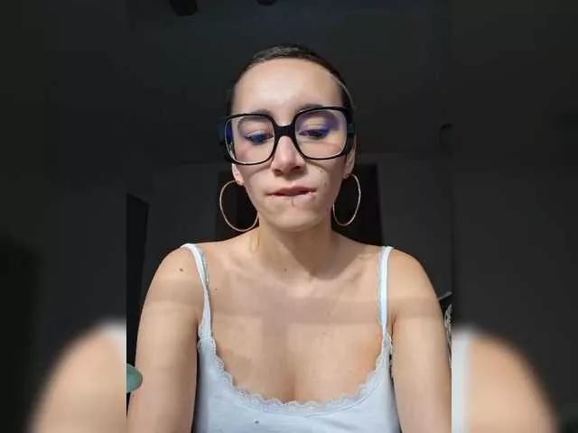 AntoniaDilune on BongaCams 
