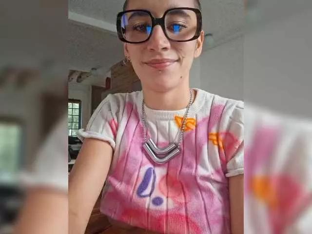 AntoniaDilune on BongaCams 