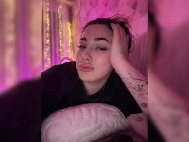 BettyBoom13 on BongaCams 