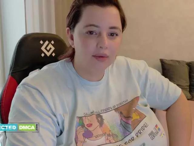 Bigtitsbaby90