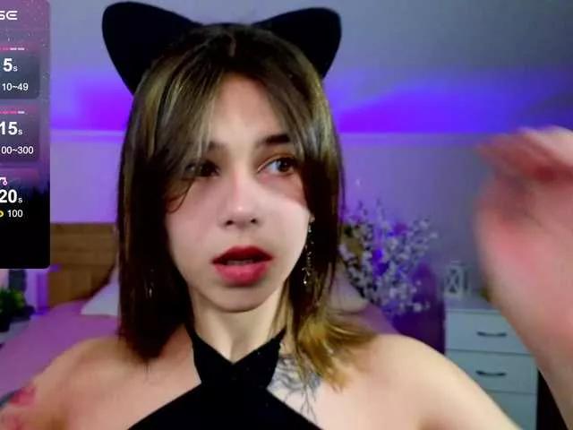 CoralineJones on BongaCams 