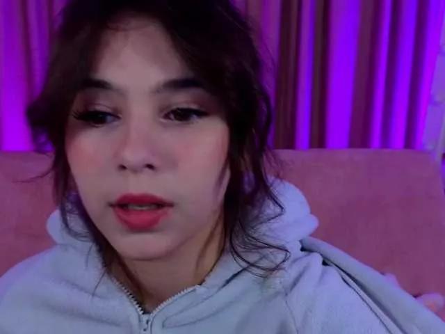 CoralineJones on BongaCams 