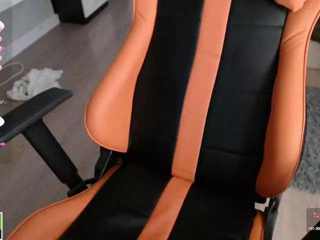 crystalyss on BongaCams 