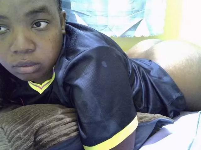 Dotty-Love on BongaCams 