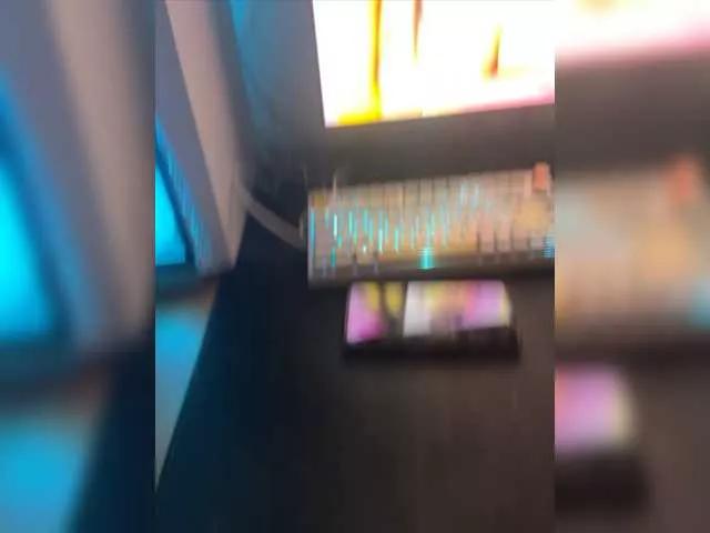 Essss33331 from BongaCams