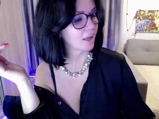 EVA1172a on BongaCams