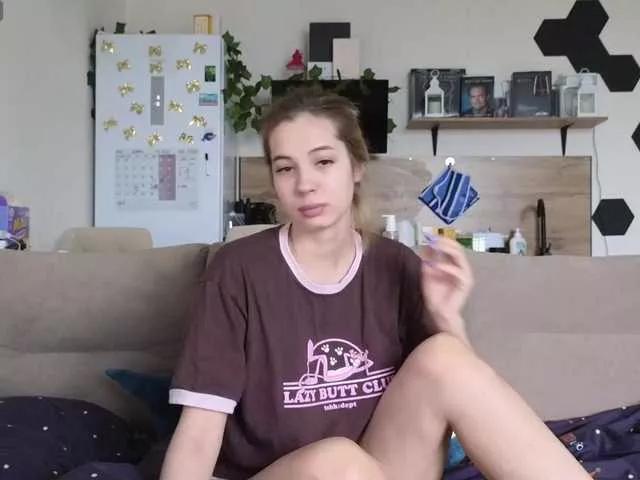 Girlalonehome on BongaCams 