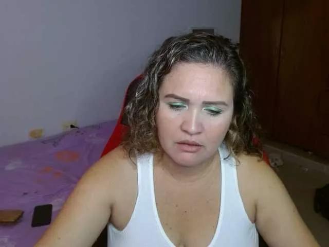 helenca1980 on BongaCams 