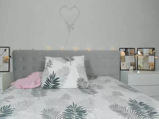 InfiniteDesire on BongaCams 