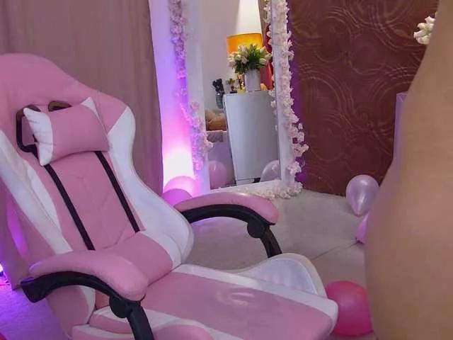 IrisMonn on BongaCams 