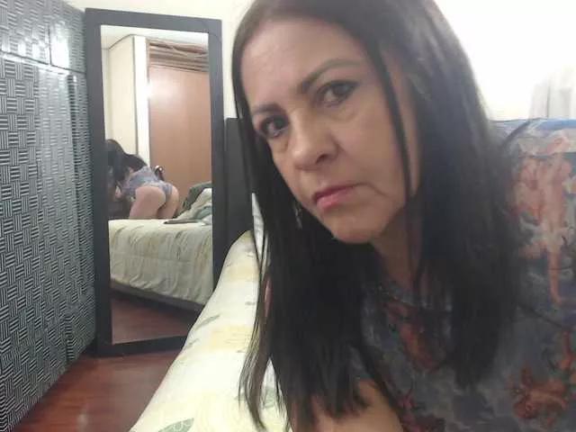 katiehotx on BongaCams