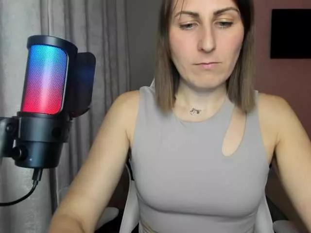Kiza9 on BongaCams 