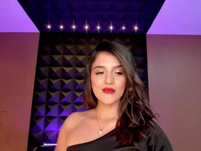 LaraBaker on BongaCams 