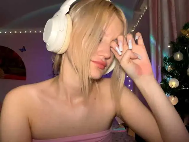 LeilaGerveler model from BongaCams