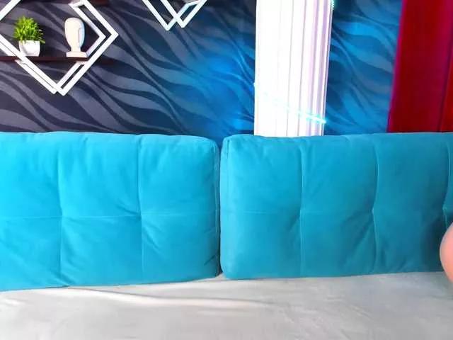 LindaBryantt on BongaCams 