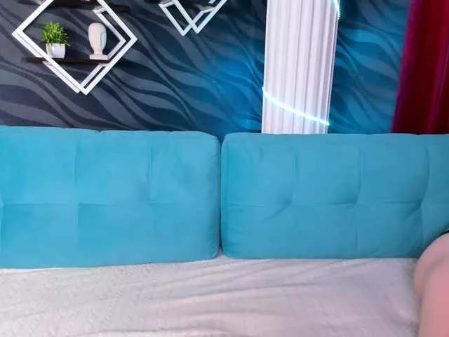 LindaBryantt on BongaCams 