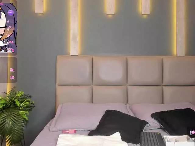 LindseyFerrer on BongaCams 