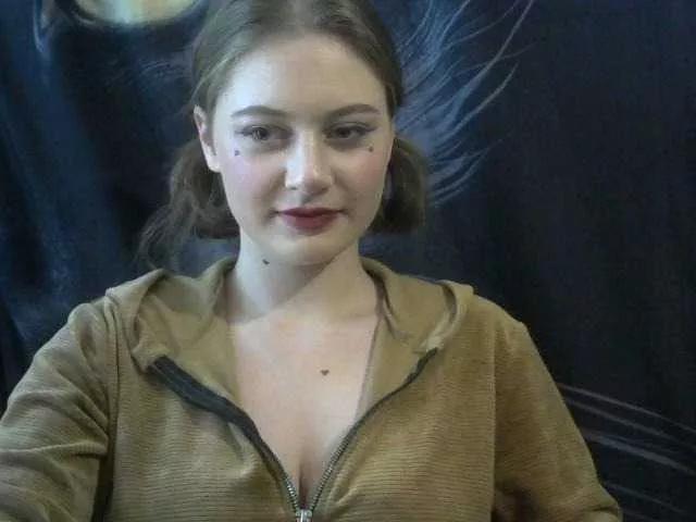 Lizzie0Saint on BongaCams 