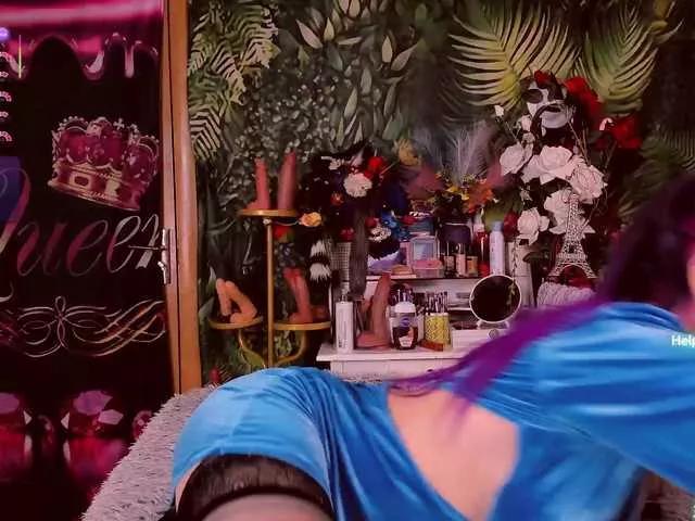 LolaHornyXXX