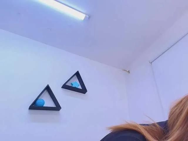 luna-milf