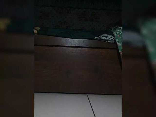 Lusty-Bhabhi on BongaCams 