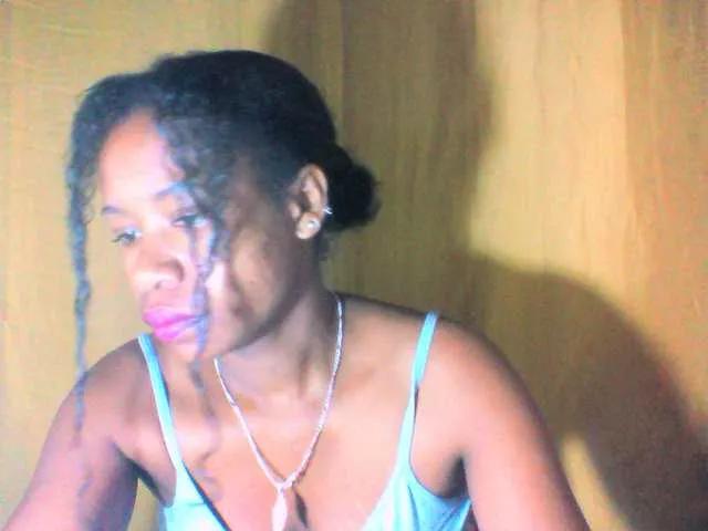 mayrah5 on BongaCams 