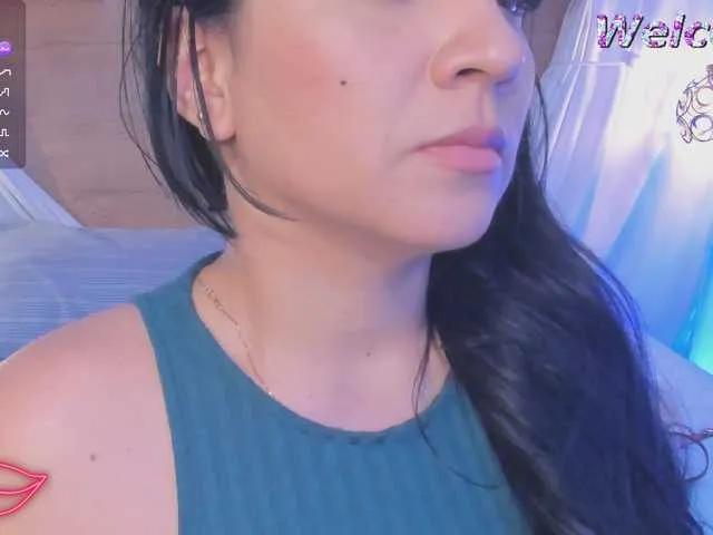 meenacute on BongaCams