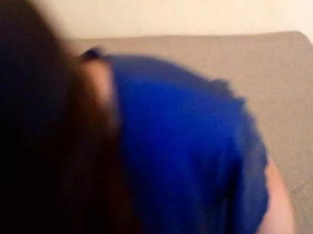 mikkirsan1 on BongaCams 