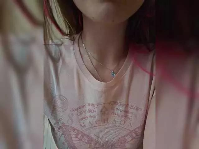 PeachGlowPH on BongaCams 