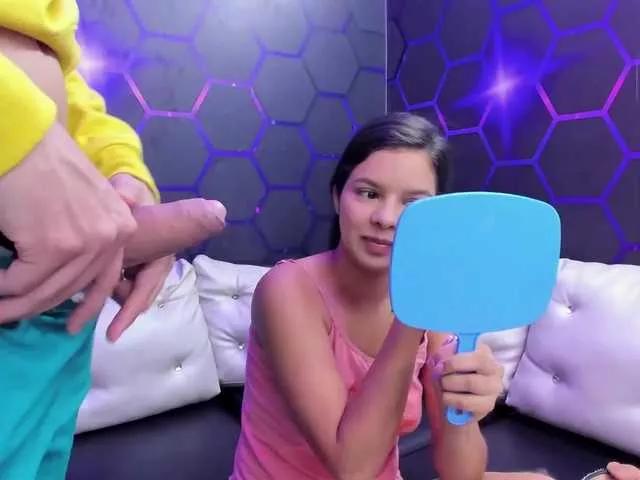 room-kitty on BongaCams 