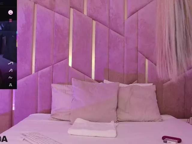 SelenaDaze on BongaCams 