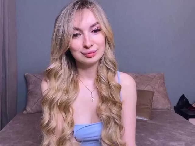 x-----x on BongaCams 