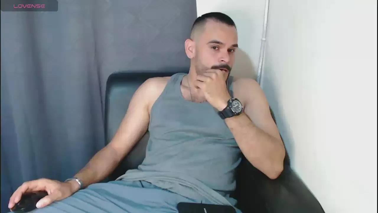apasion2 on Cam4 