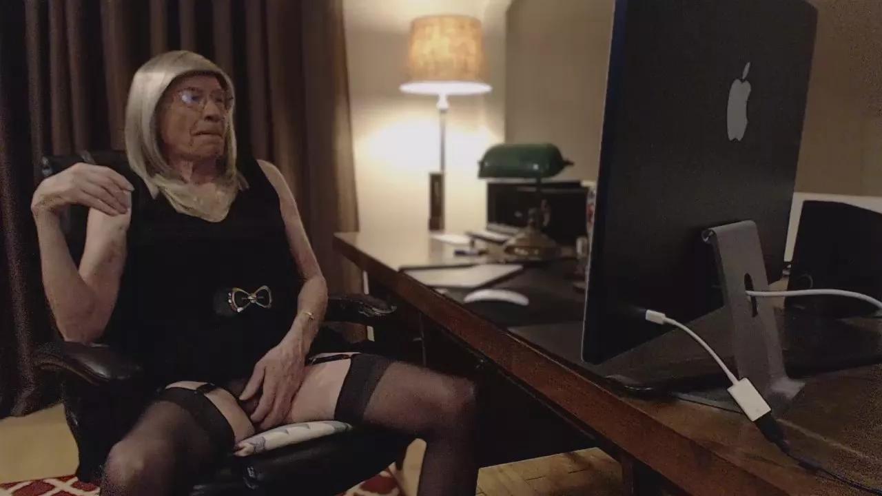 az_michelle4 on Cam4 