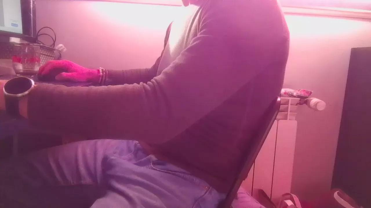 Dotadomasmad on Cam4 