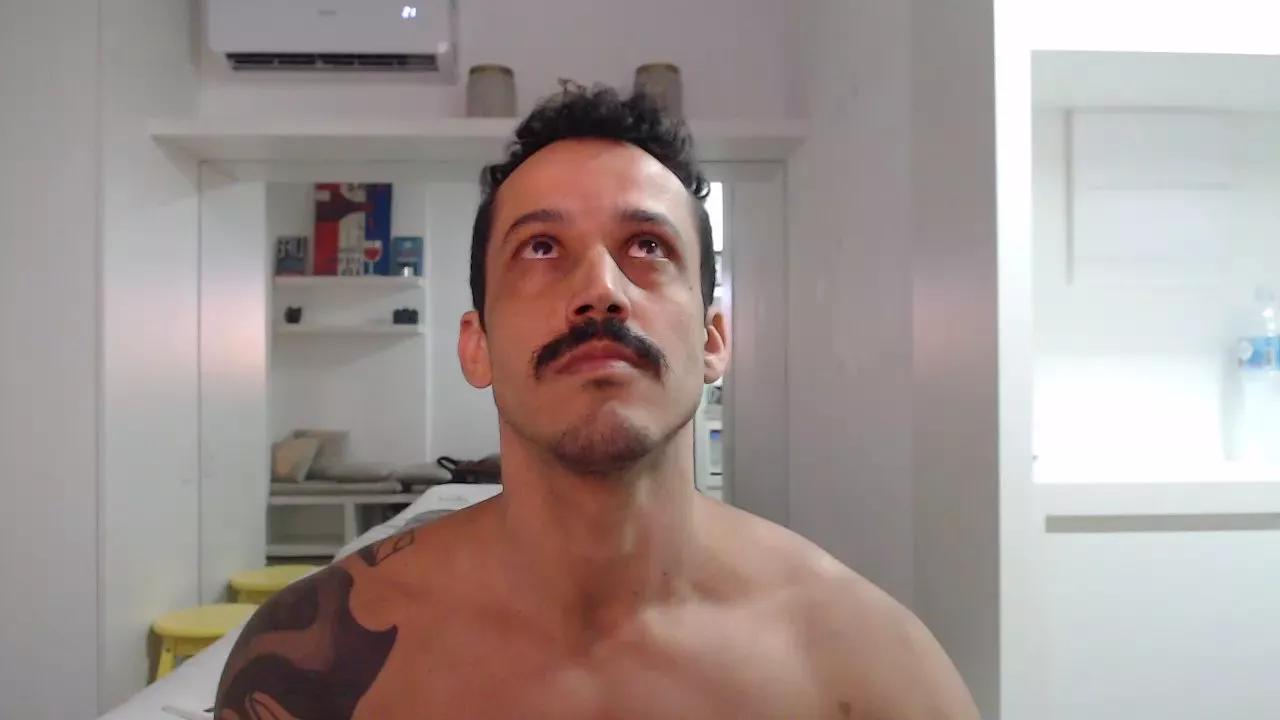GATOXXLBR on Cam4 