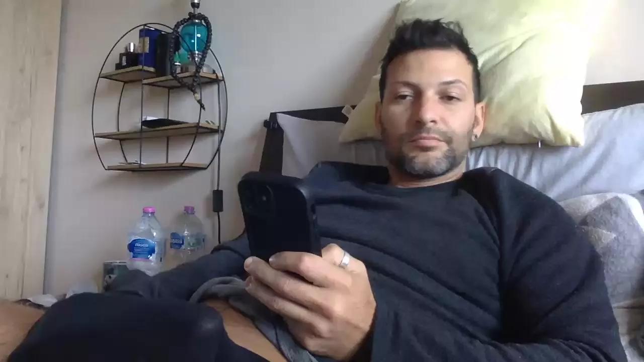 goroasroma on Cam4 