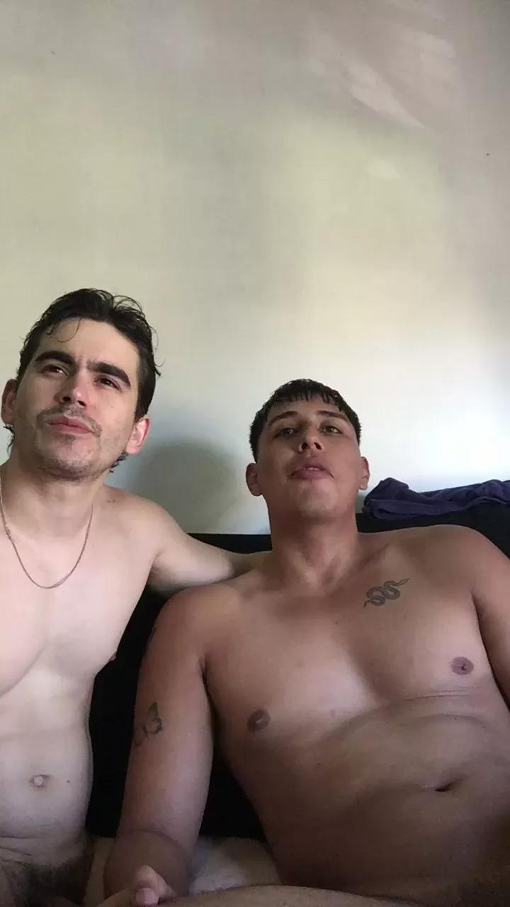 gualas