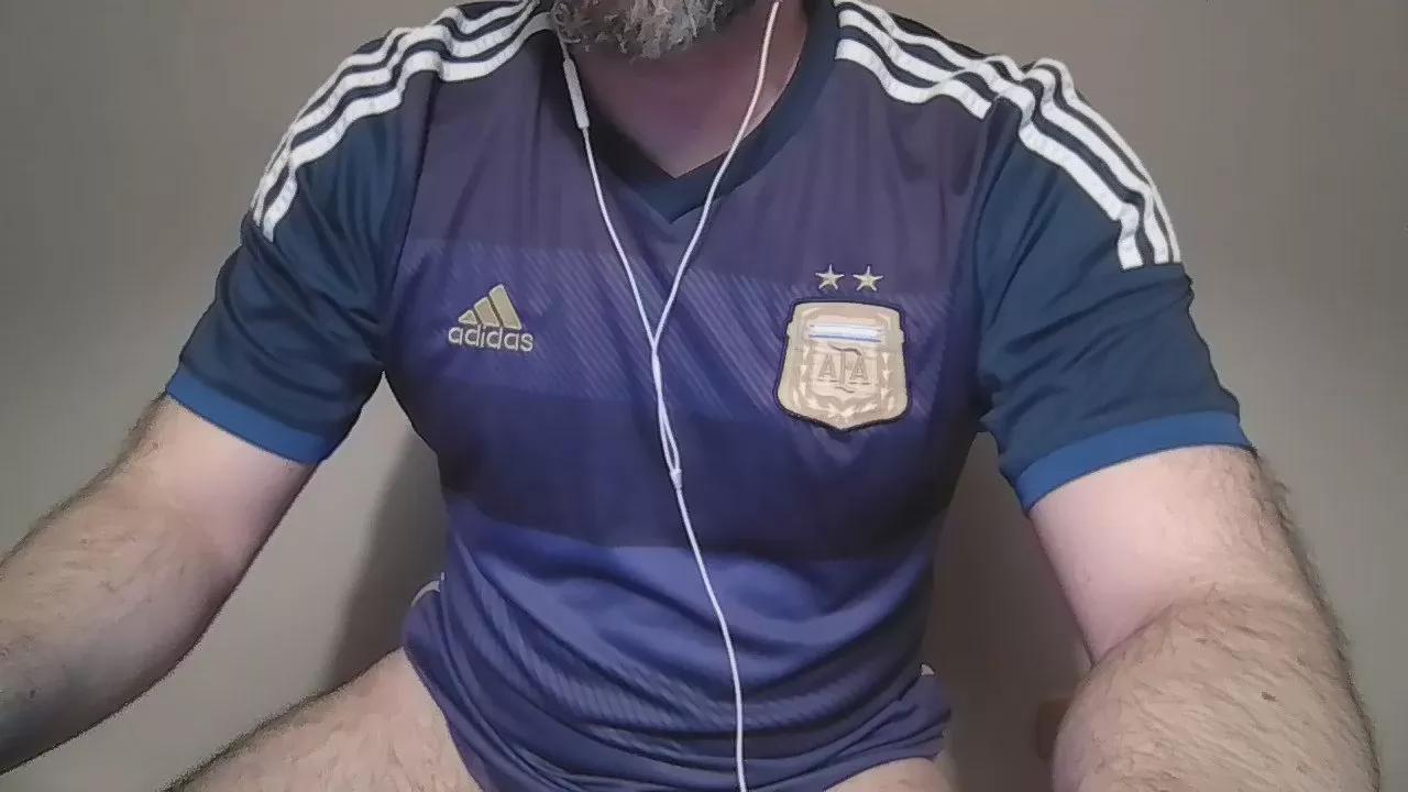 hairymofos on Cam4 