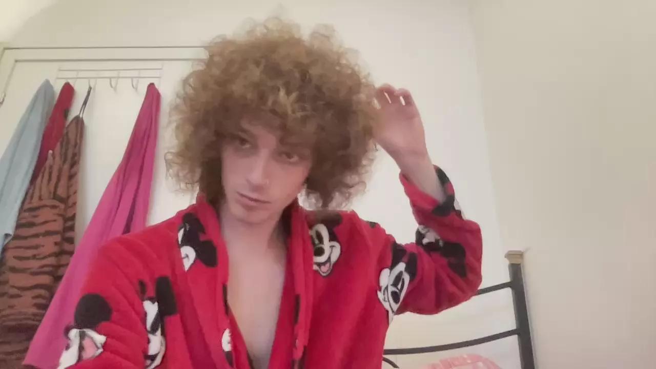 Hshwhwva on Cam4 