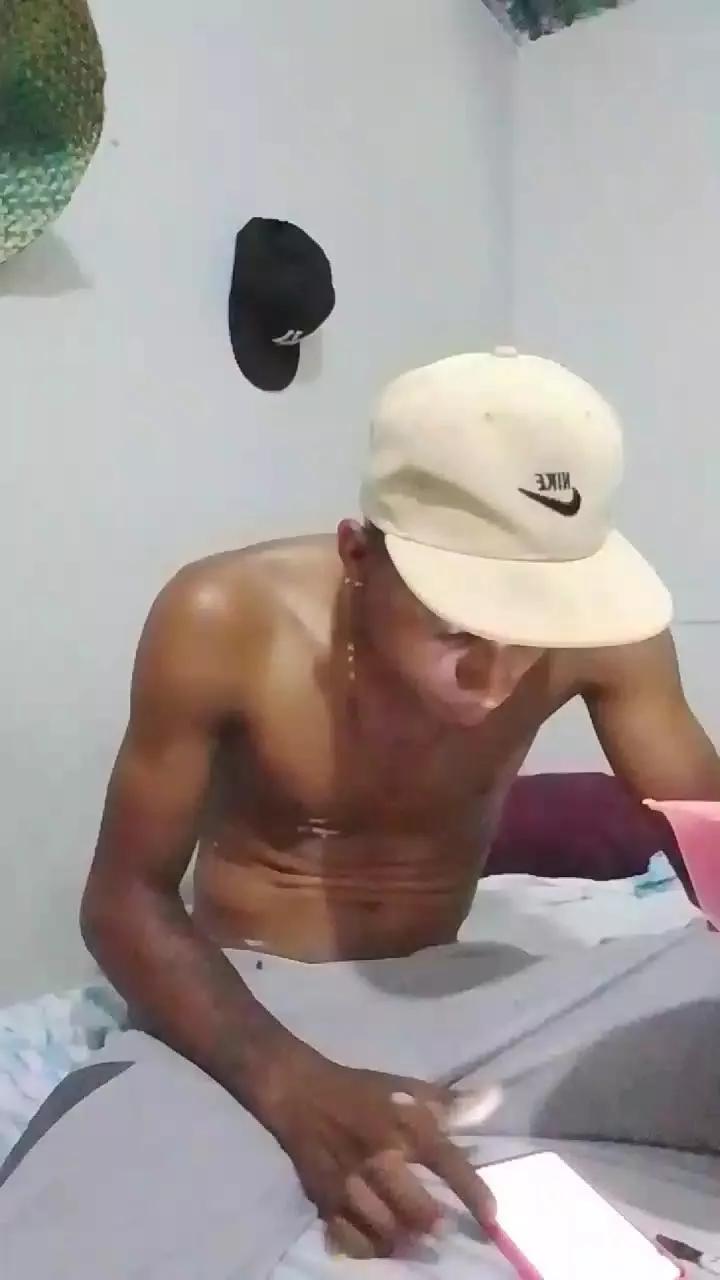 interhogar on Cam4 