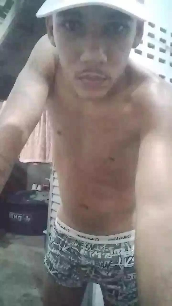 luhn_sexy on Cam4 