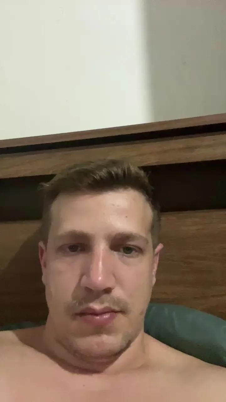 Mefil on Cam4 