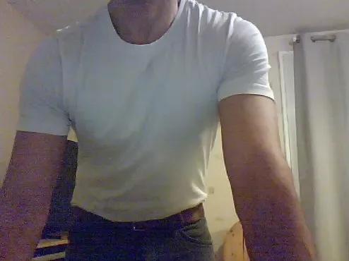 micka3043 on Cam4 